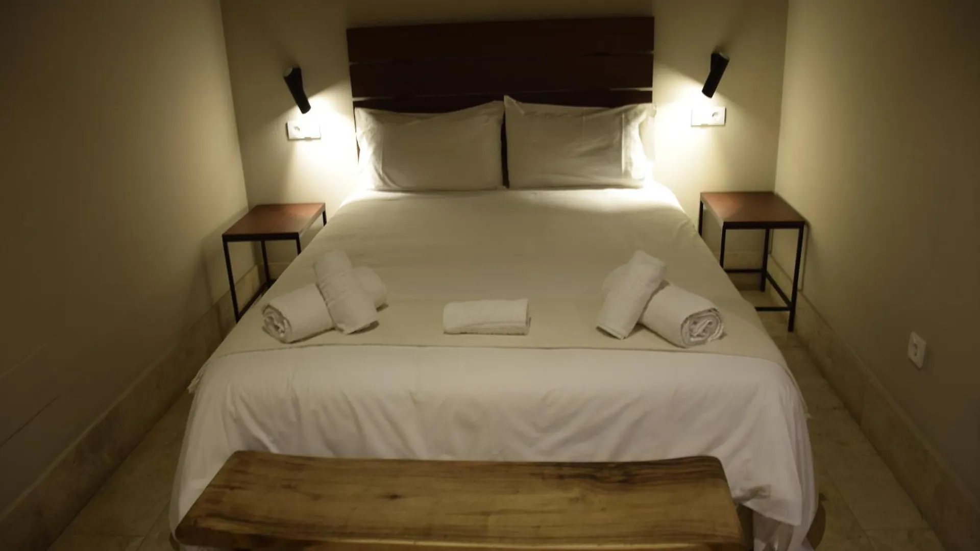 Chacon Apartments & Suites Estepona 0*,