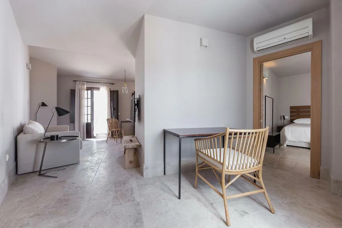 Chacon Apartments & Suites Estepona